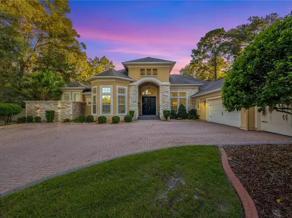 10549 SW 39th Pl, Gainesville, FL 32608