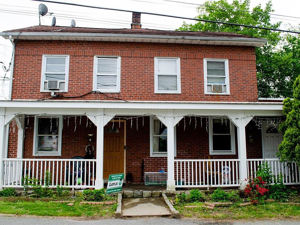 1st image of 13 Hoyt Street