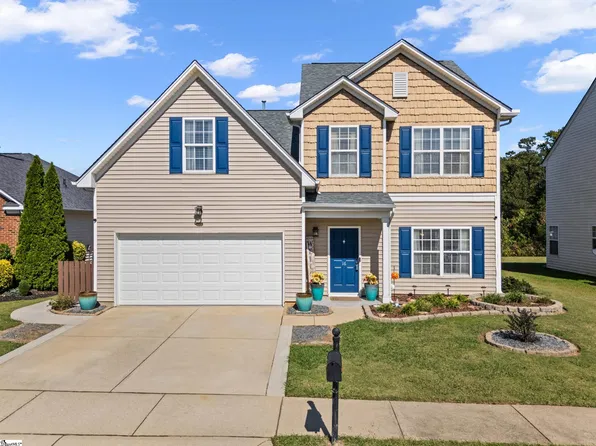16 Paranor Dr, Simpsonville, SC 29681