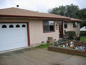 1st image of 862 Tuolumne Ave