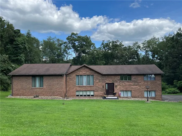 133 Woodcrest Rd, Butler, PA 16002