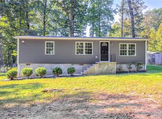 2433 Mountain View Rd, Powhatan, VA 23139