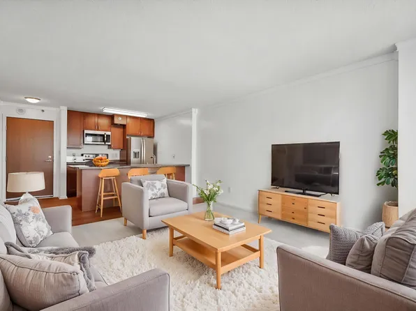 433 S 7th St APT 1921, Minneapolis, MN 55415