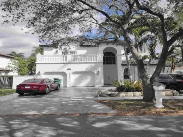16231 NW 84th Ct, Miami Lakes, FL 33016
