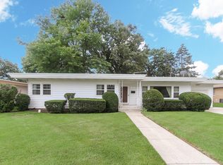 107 W North Ave, Bartlett, IL 60103