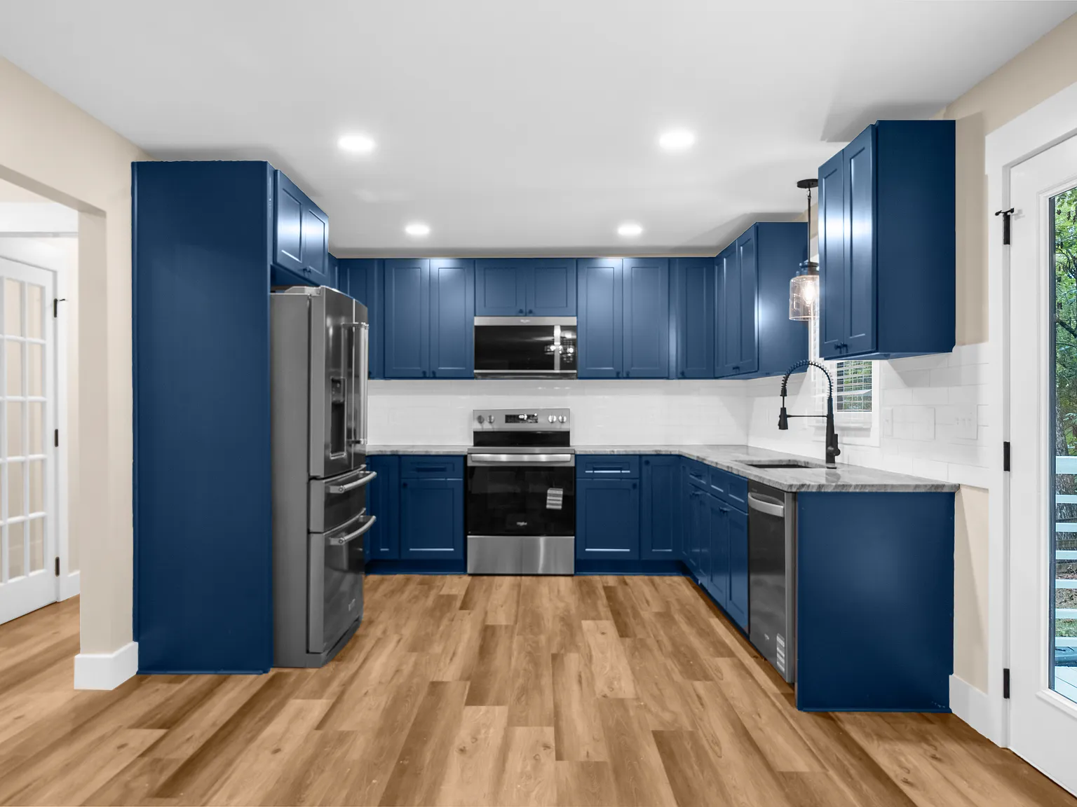 3 bed, 1400 sqft, $2,900 — Photo 4