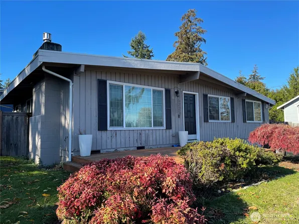 15225 40th Avenue S, Tukwila, WA 98188