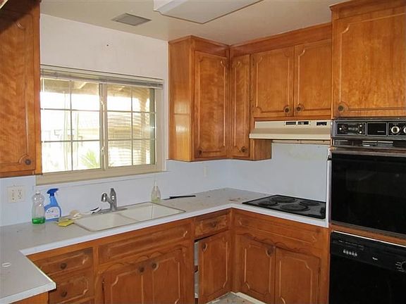 2nd image of 5461 Wardell Way