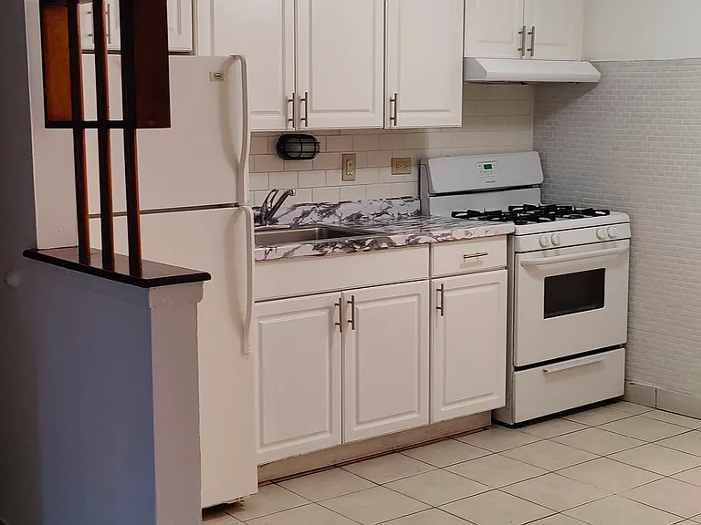 10466 Betty Ct #G — Photo 6