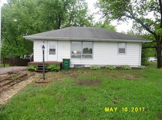 1909 W 4th Ave, Indianola, IA 50125