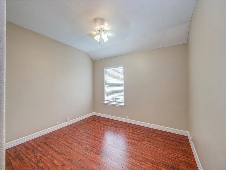 419 Thorpe Springs Dr — Photo 27
