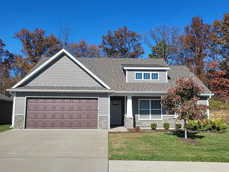 Manor Homes — Photo 136