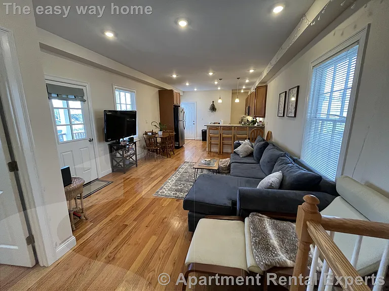 14 Flint St — Photo 1