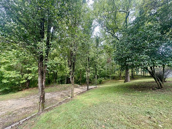 4th image of 431 Bellwood Landing Rd