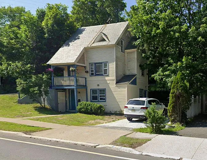 99 High St