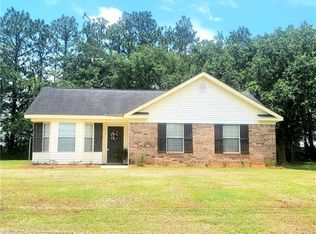 7330 Stuart Dr, Theodore, AL 36582