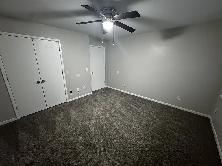 Oak Ridge Apartments — Photo 19