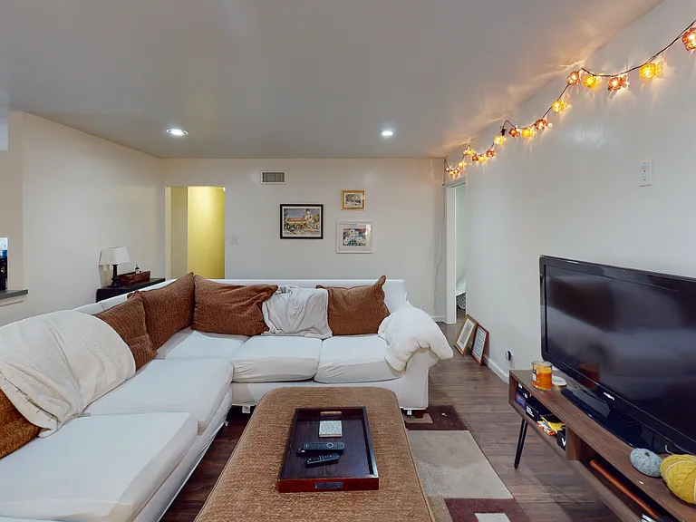 5531 Mary Lane Dr — Photo 2