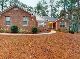 3 Oak Tree Ln, Pinehurst, NC 28374