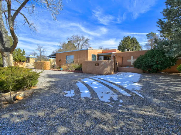 708 Adams St NE, Albuquerque, NM 87110
