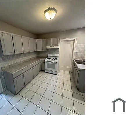 1133 W 101st St #1 — Photo 2