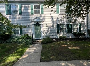 605 Winchester Ln #A, Monroe Township, NJ 08831