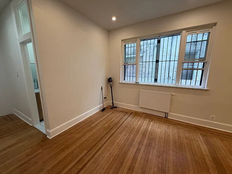 1535 S Broad St #1R — Photo 14