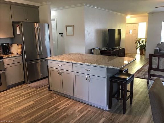 3rd image of 27631 Los Amigos Ln
