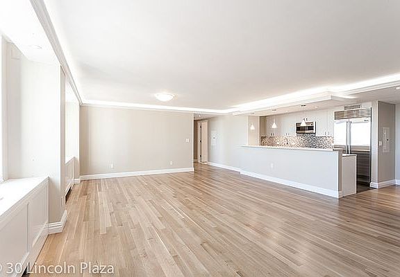 5th image of 30 W 63rd St #30STU