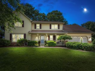 51769 Saddle Ridge Ln S, Granger, IN 46530