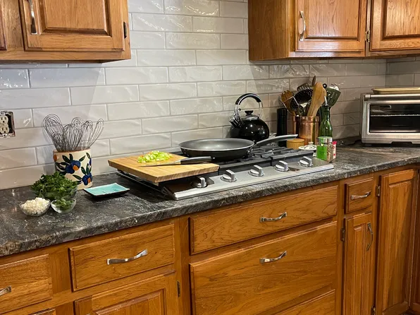 45 Pentland Hills Dr, Asheville, NC 28806