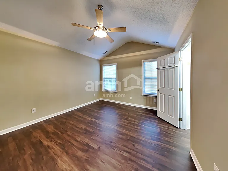 114 Ridge Lake Dr — Photo 11