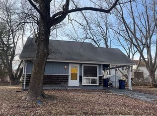 2797 Dawnview Dr, Florissant, MO 63031