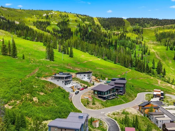 2 Basin Express Ct, Sandpoint, ID 83864