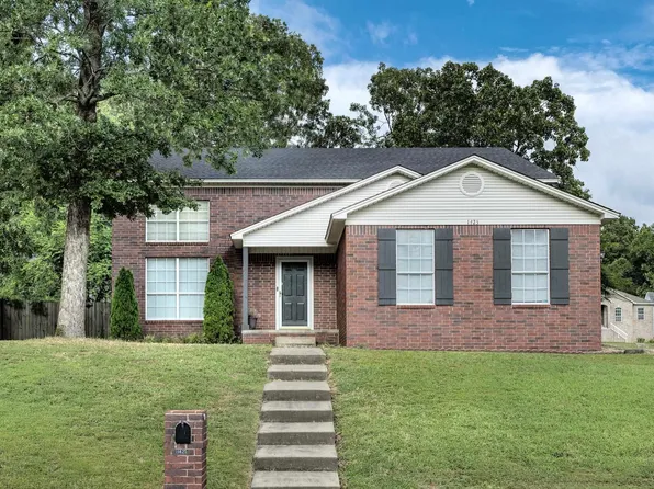 1425 Westhampton Dr, Little Rock, AR 72211