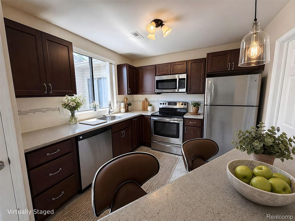 1st image of 22161 Indian Creek Dr
