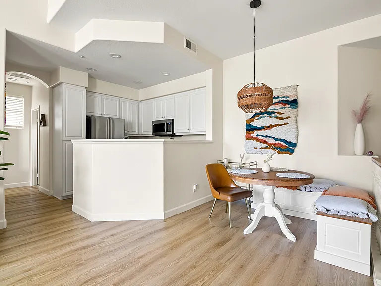 662 Sweet Pea Pl — Photo 3