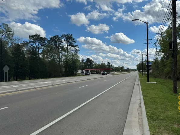 6499 Highway 11 N, Carriere, MS 39426