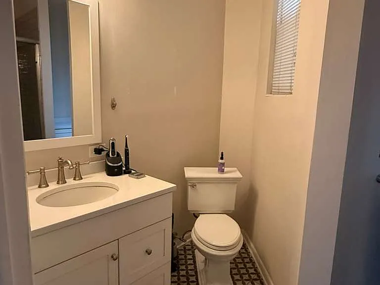 2139 N Sedgwick St #1 — Photo 12