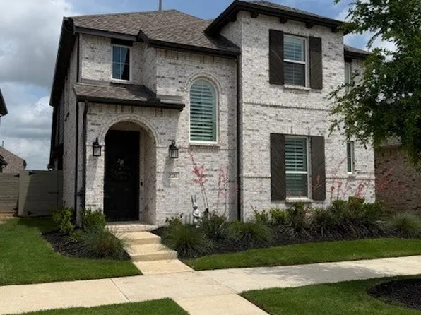 720 Lamp Post Ln, Argyle, TX 76226