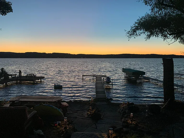 4674 Lake Dr — Photo 33