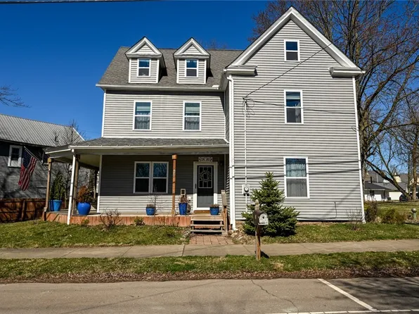 21 E Buckeye St, West Salem, OH 44287