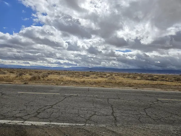 Vic Ave #F, Lancaster, CA 93535