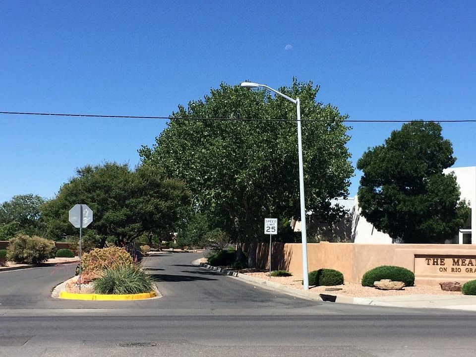 1st image of 3109 La Mancha Dr NW