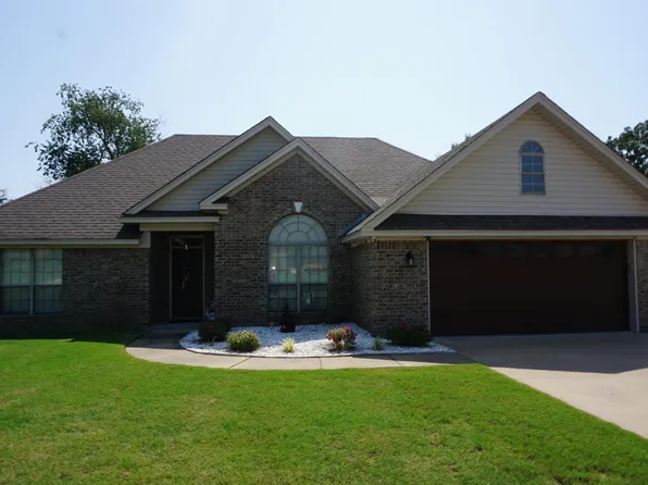 1406 Sydney St, Searcy, AR 72143