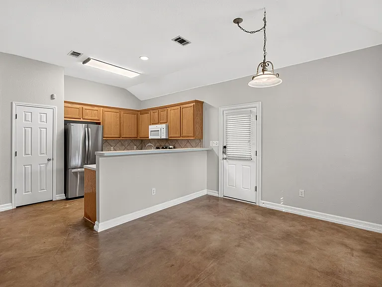 1002 Castile Rd #A — Photo 8