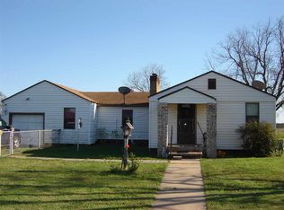 282347 E 1800 Rd, Comanche, OK 73529