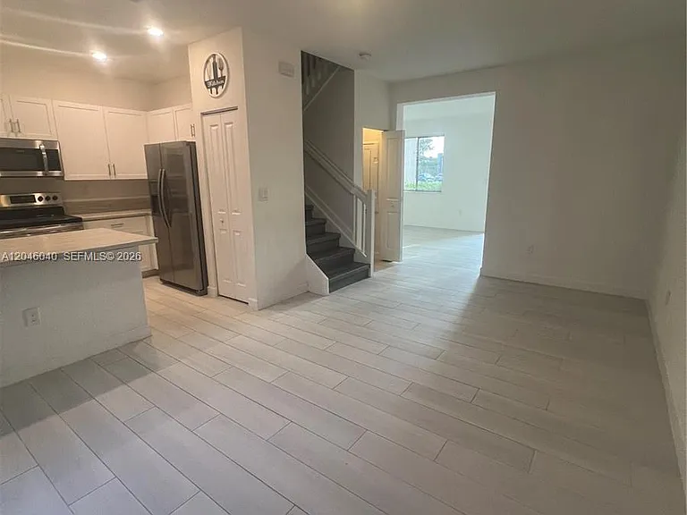 21447 NE 2nd Pl — Photo 17