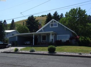 98 Oak St, La Grande, OR 97850