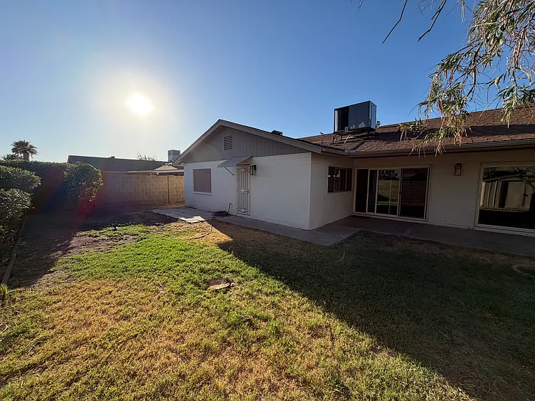 4807 W Beryl Ave — Photo 26